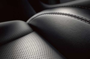 Carrozzeria Crippa - Trattamento interni in pelle